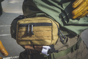 УТИЛИТАРНЫЙ ГОРИЗОНТАЛЬНЫЙ ПОДСУМОК UP-131