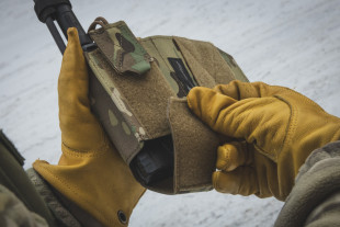 Подсумок под рацию правосторонний под клапан жилета UP-142